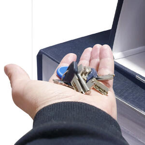 Нотаріус дарування квартири Дарницький район Позняки Осокорки метро Харківська